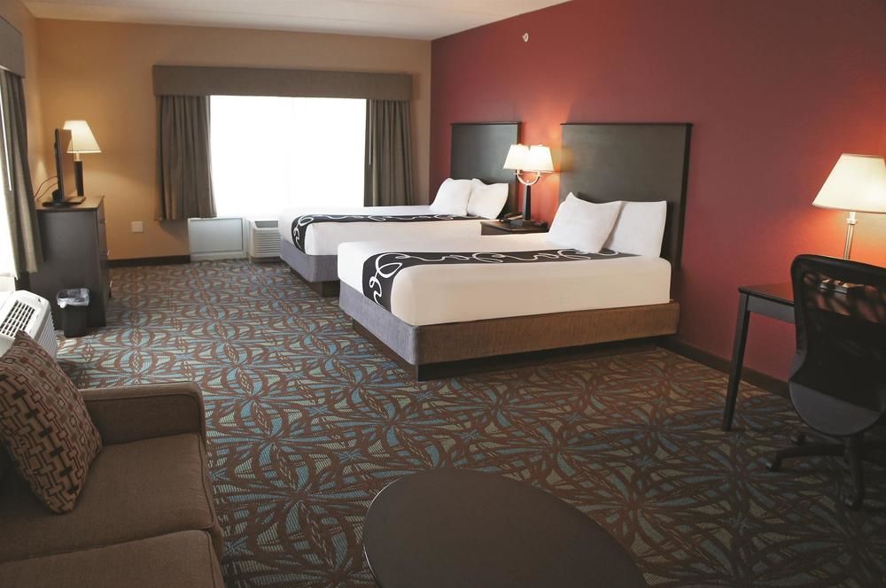 Comfort Inn & Suites Sarasota I75 The Meadows Exterior foto